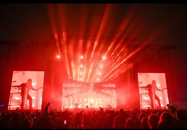 Rüfüs Du Sol Expands Sound with Inhale/Exhale Rüfüs Du Sol Expands Sound with Inhale/Exhale